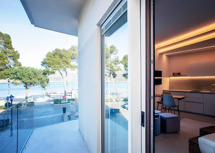 Vistamare Suite & Room